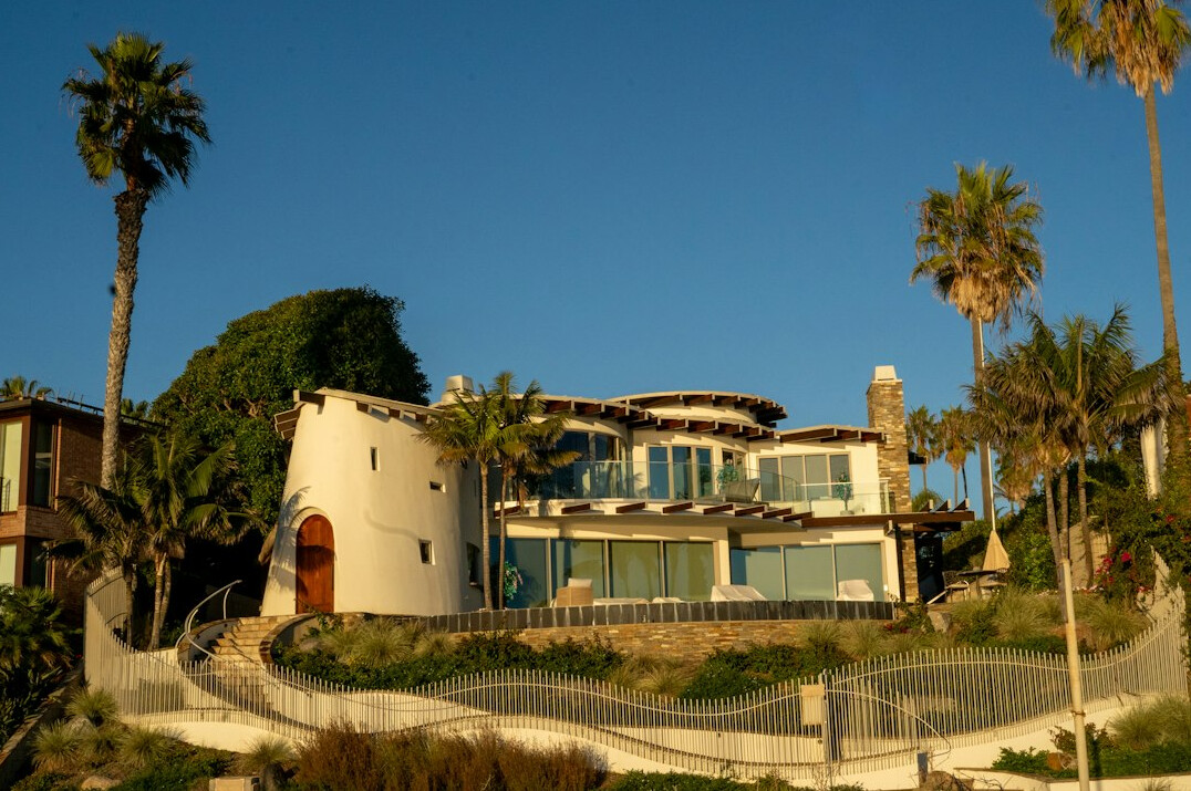 celebrity villa by sea