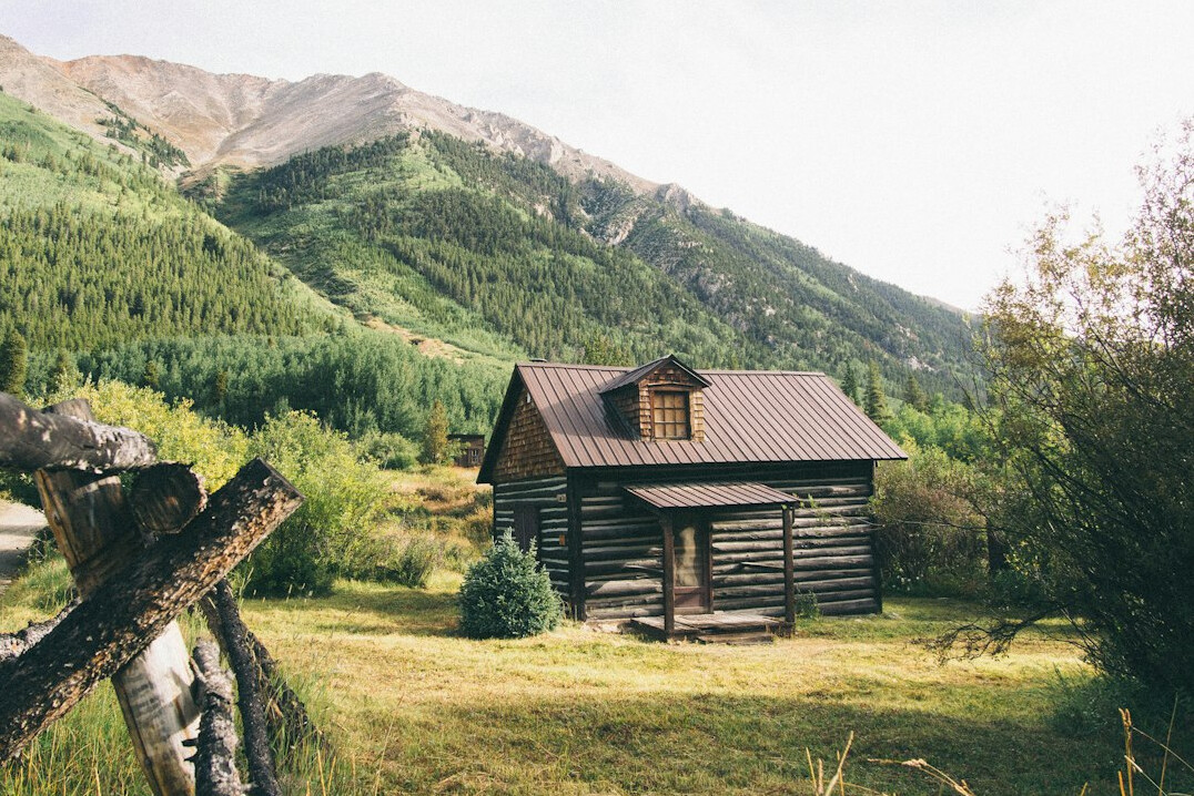 hidden mountain cabin